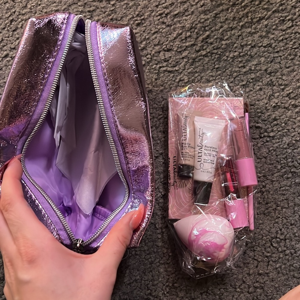 NWT 8 piece lilac ulta set - Picture 6 of 7